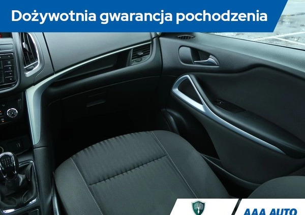 Opel Zafira cena 36000 przebieg: 177856, rok produkcji 2011 z Nieszawa małe 137